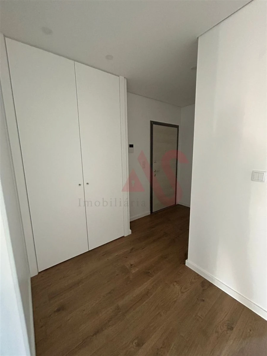 Apartamento T2 para Venda em Odivelas Foto 11