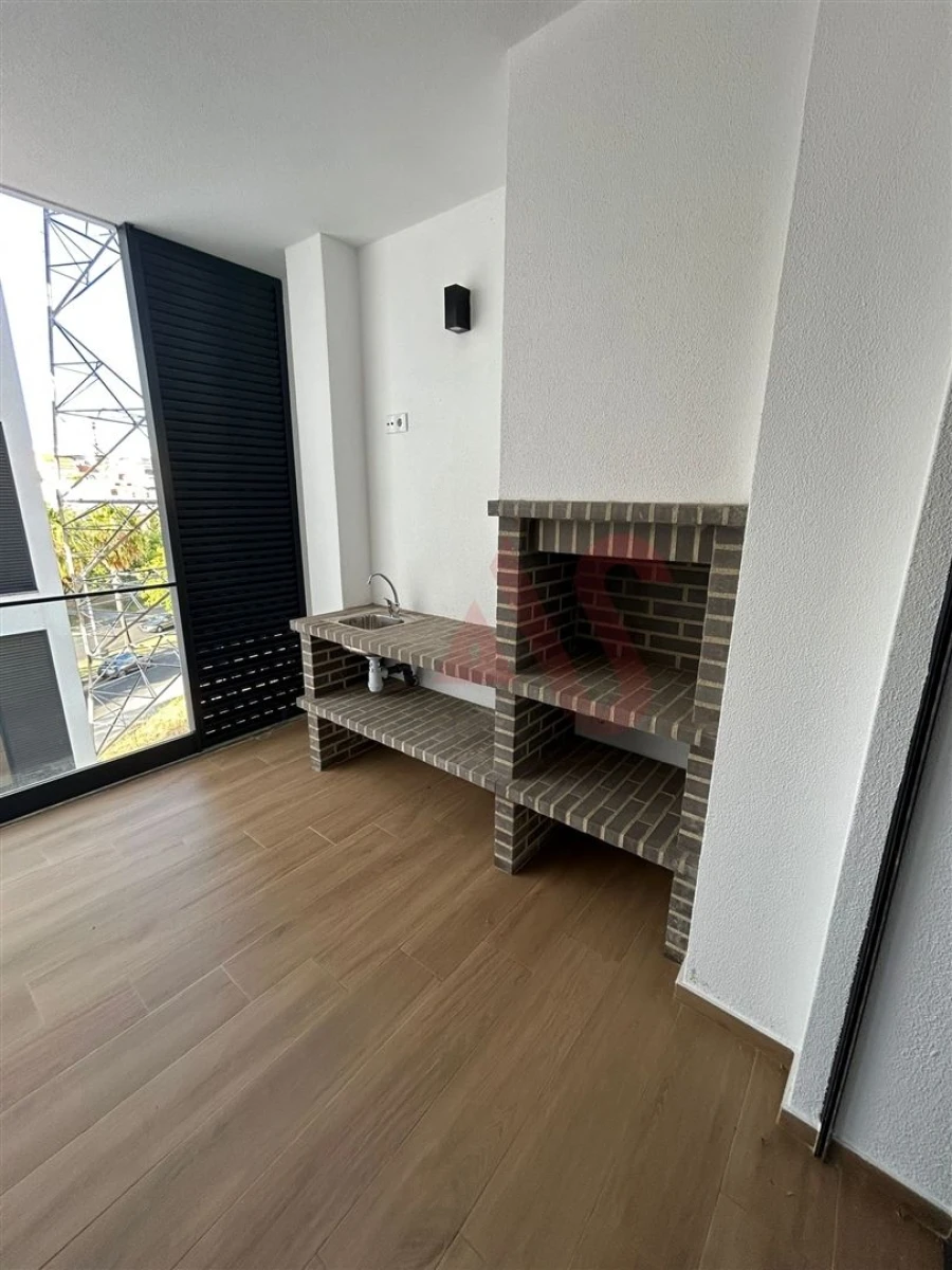 Apartamento T2 para Venda em Odivelas Foto 5