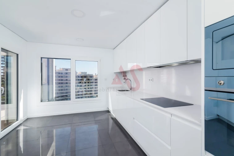 Apartamento T3 para Venda em Odivelas Foto 5