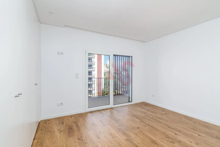 Apartamento T3 para Venda em Odivelas Foto 13
