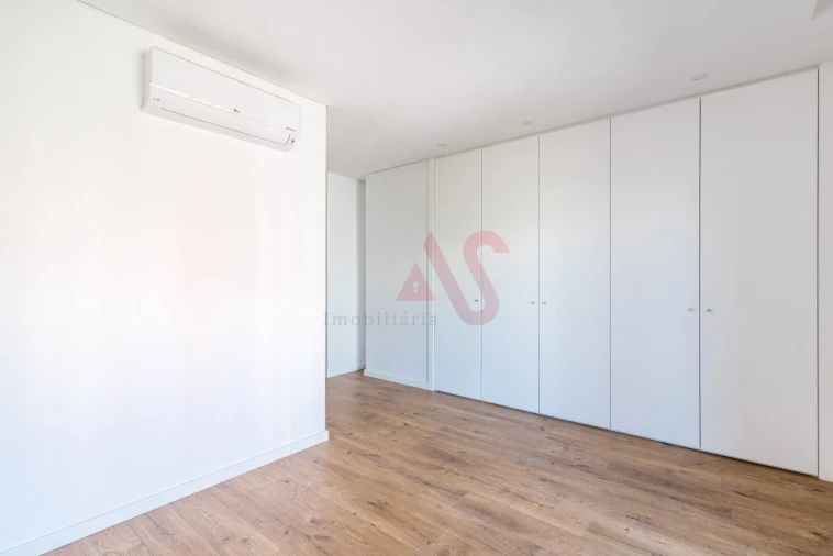 Apartamento T3 para Venda em Odivelas Foto 14