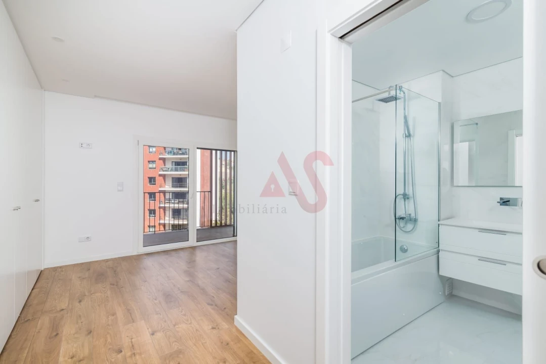 Apartamento T3 para Venda em Odivelas Foto 12