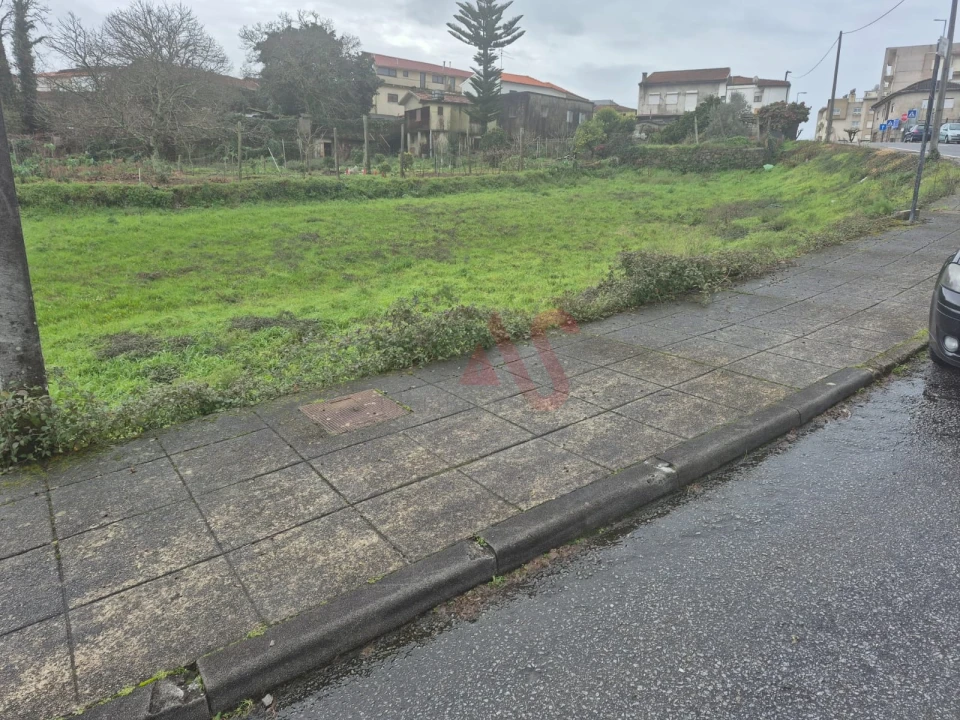 Terreno para Venda em Vila Cova da Lixa e Borba de Godim Foto 5