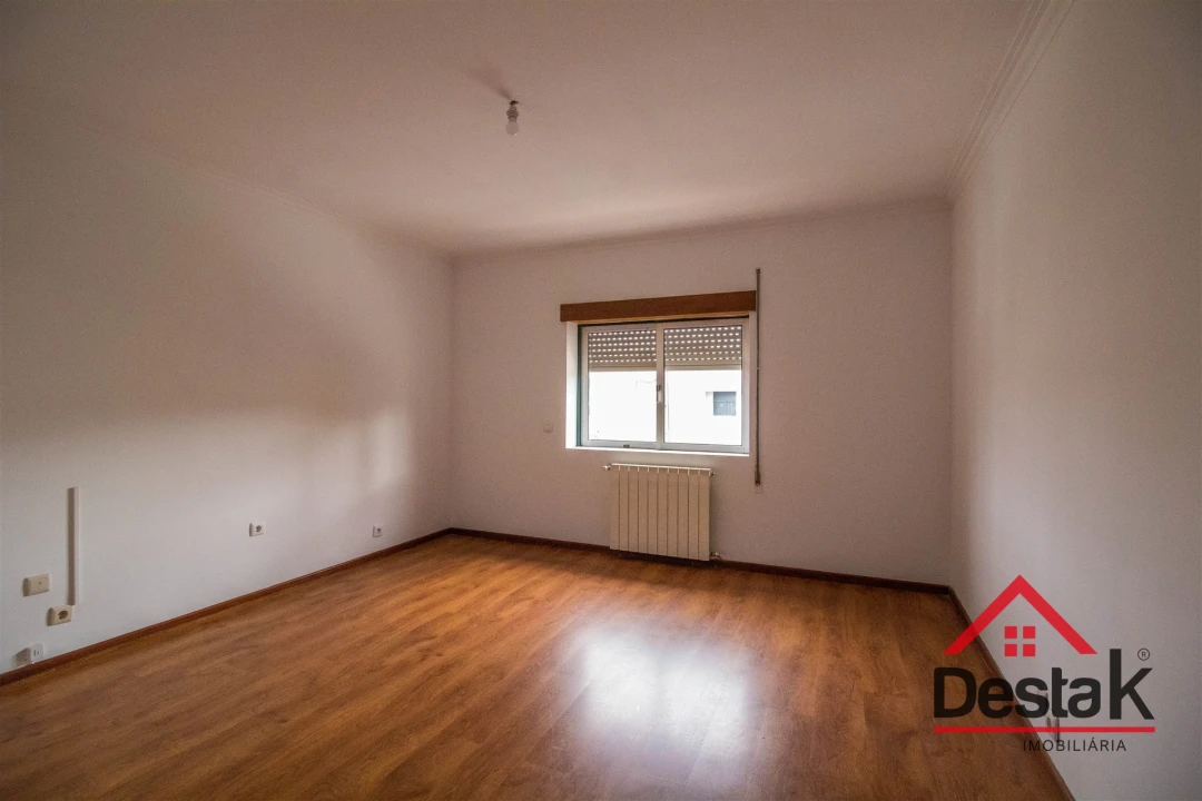 Moradia T4 para Venda em Rio de Loba Foto 13