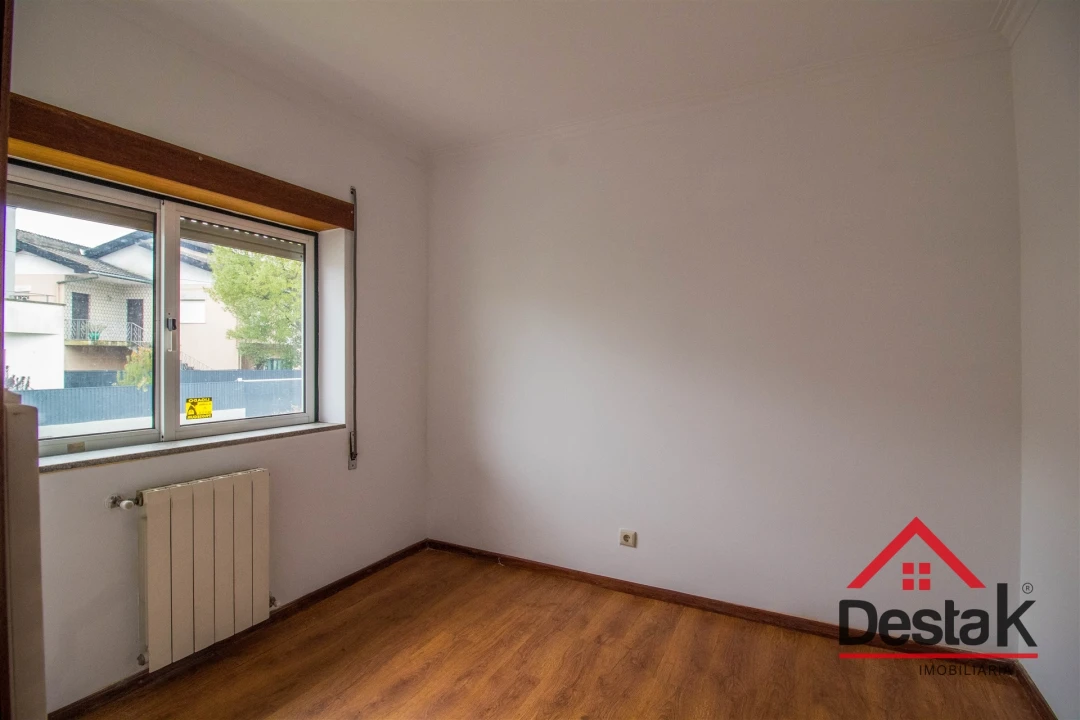 Moradia T4 para Venda em Rio de Loba Foto 9