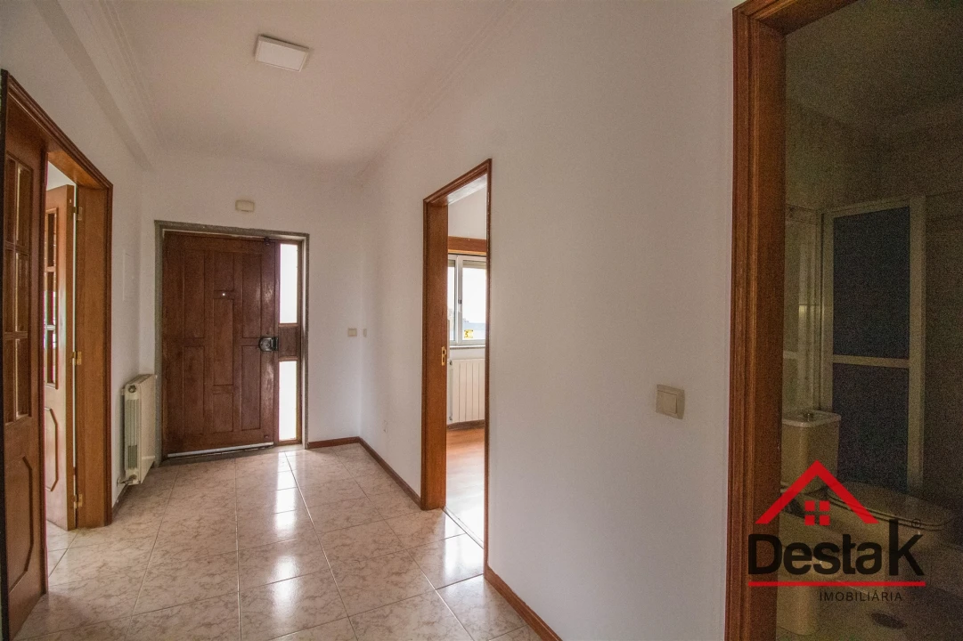 Moradia T4 para Venda em Rio de Loba Foto 8