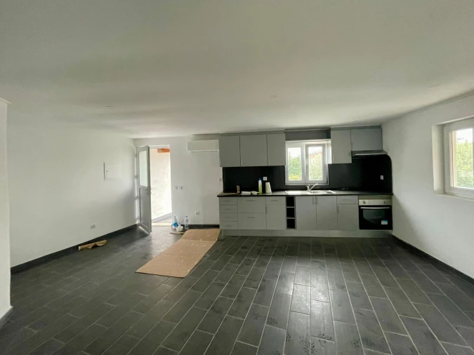 Moradia T4 para Venda em Campo de Besteiros Foto 13