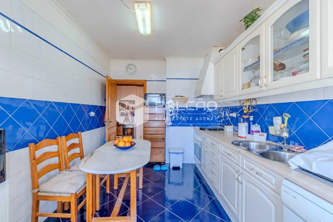 Apartamento T2 para Venda em Massamá e Monte Abraão Foto 15