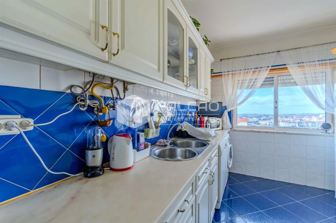 Apartamento T2 para Venda em Massamá e Monte Abraão Foto 14