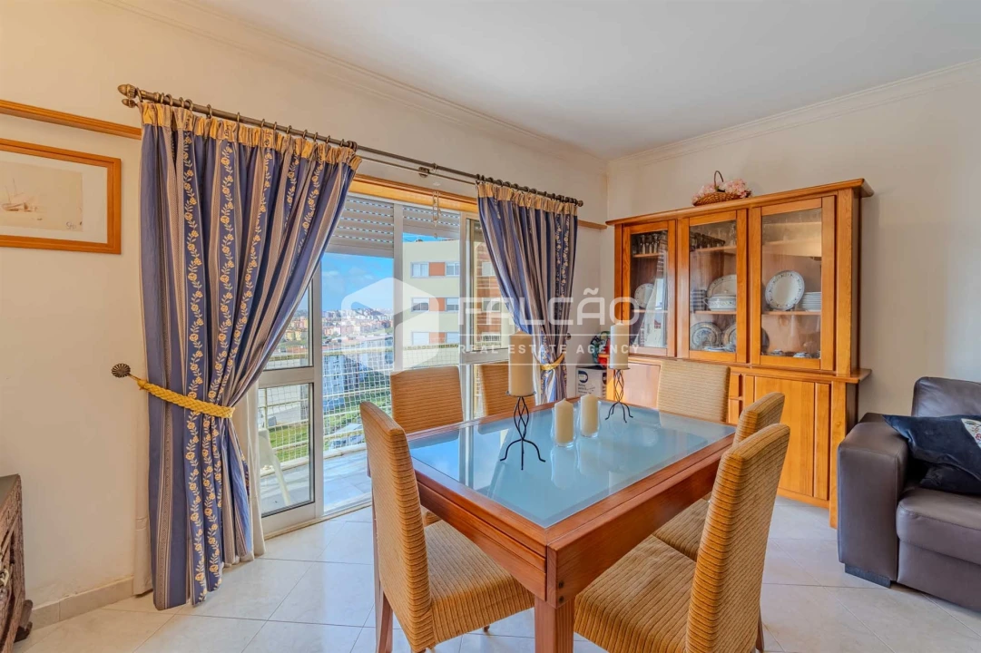 Apartamento T2 para Venda em Massamá e Monte Abraão Foto 6