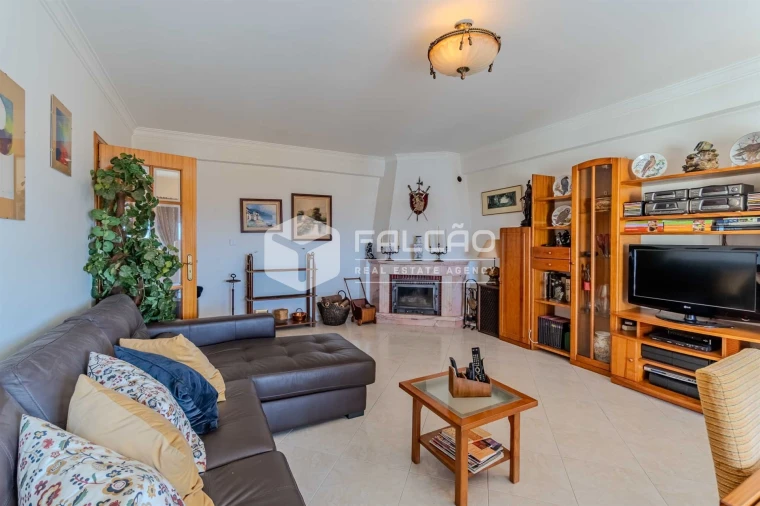 Apartamento T2 para Venda em Massamá e Monte Abraão Foto 10