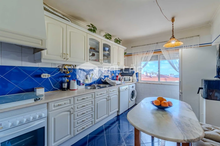 Apartamento T2 para Venda em Massamá e Monte Abraão Foto 13