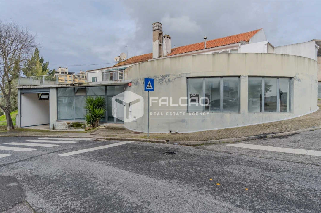 Loja para Venda em Marvila, Ribeira Santarém, São Salvador, São Nicolau Foto 1