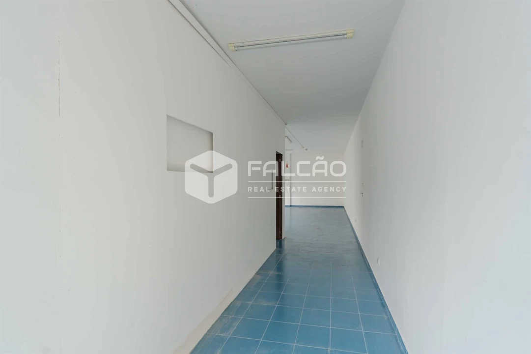 Loja para Venda em Marvila, Ribeira Santarém, São Salvador, São Nicolau Foto 11