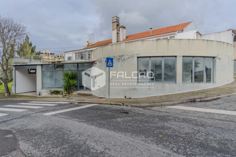 Loja para Venda em Marvila, Ribeira Santarém, São Salvador, São Nicolau Foto 1