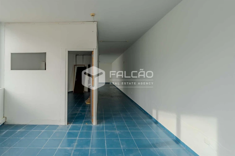 Loja para Venda em Marvila, Ribeira Santarém, São Salvador, São Nicolau Foto 25