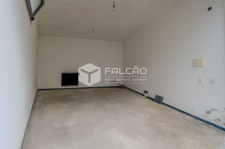 Loja para Venda em Marvila, Ribeira Santarém, São Salvador, São Nicolau Foto 24