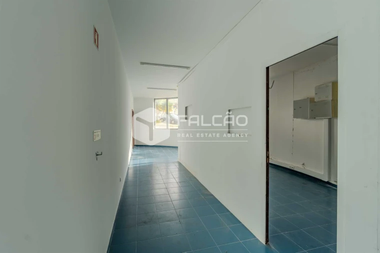 Loja para Venda em Marvila, Ribeira Santarém, São Salvador, São Nicolau Foto 8