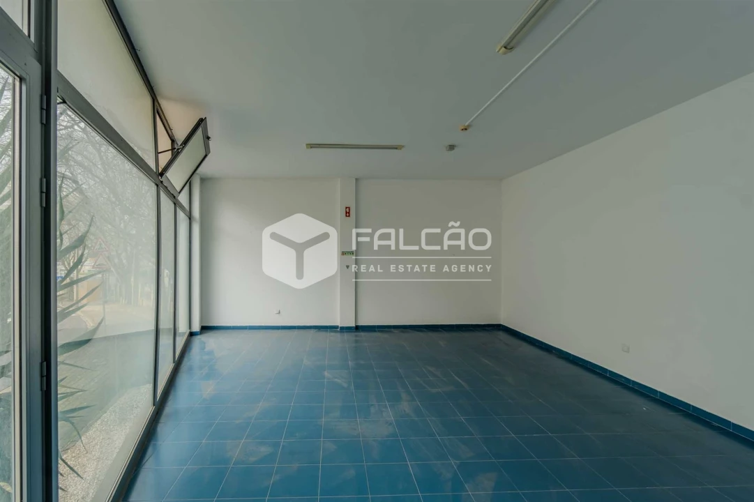 Loja para Venda em Marvila, Ribeira Santarém, São Salvador, São Nicolau Foto 7