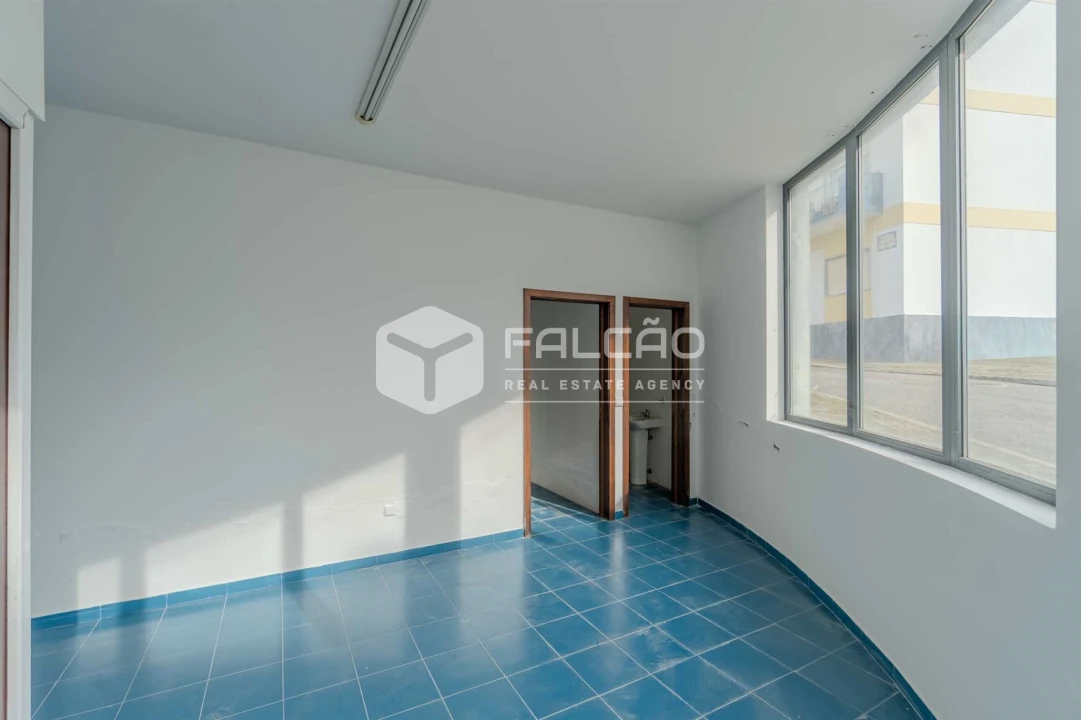 Loja para Venda em Marvila, Ribeira Santarém, São Salvador, São Nicolau Foto 13