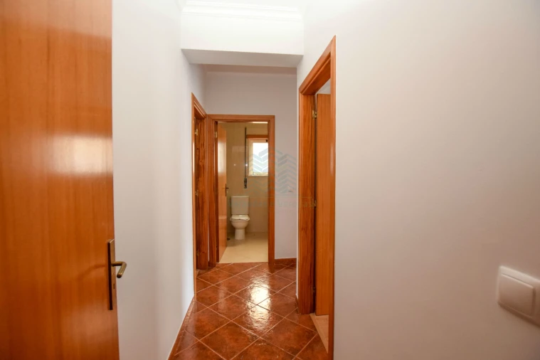 Apartamento T3 para Arrendamento em Riachos Foto 14