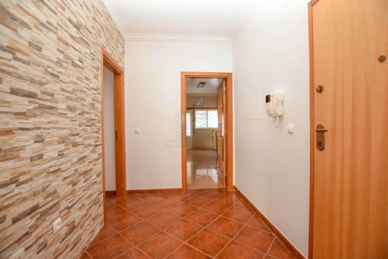 Apartamento T3 para Arrendamento em Riachos Foto 8