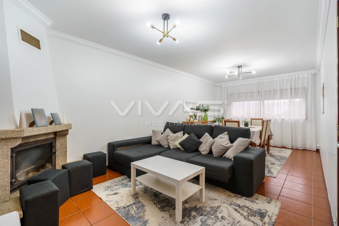 Apartamento T3 para Venda em Vila Verde e Barbudo Foto 5