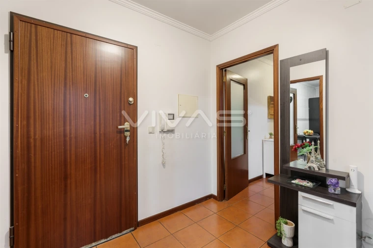 Apartamento T3 para Venda em Vila Verde e Barbudo Foto 3