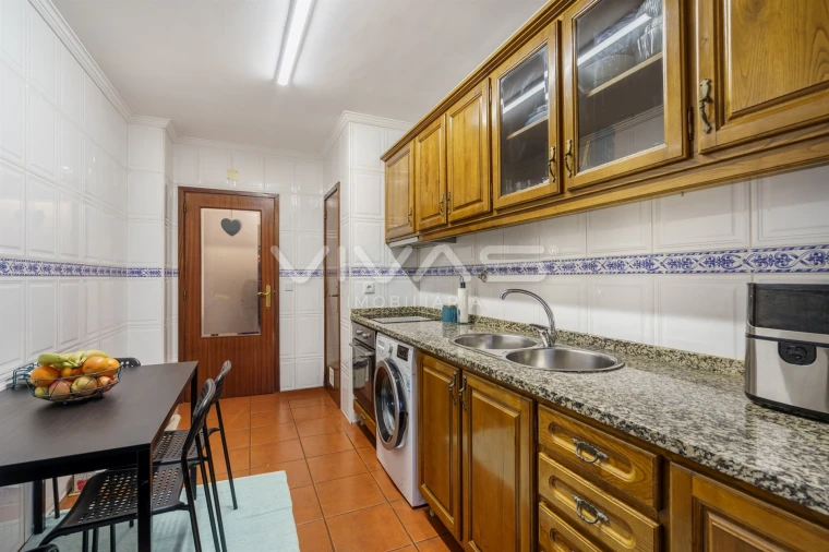 Apartamento T3 para Venda em Vila Verde e Barbudo Foto 10