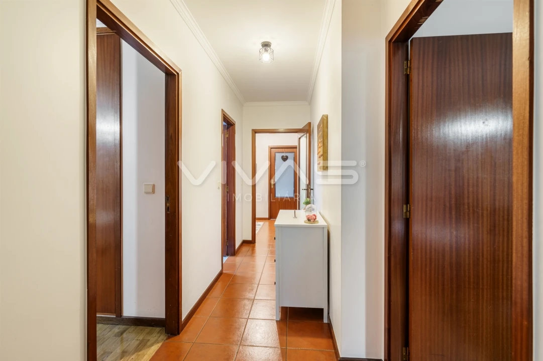 Apartamento T3 para Venda em Vila Verde e Barbudo Foto 13