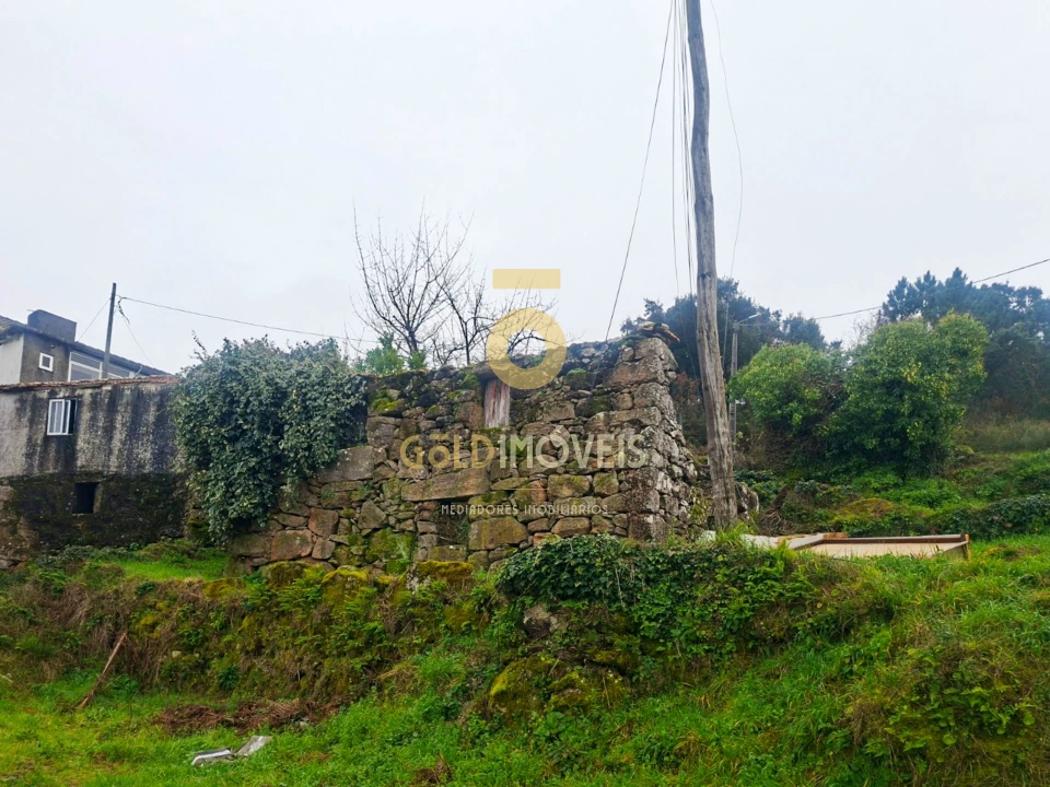 Moradia T0 para Venda em São Cristovão de Nogueira Foto 1