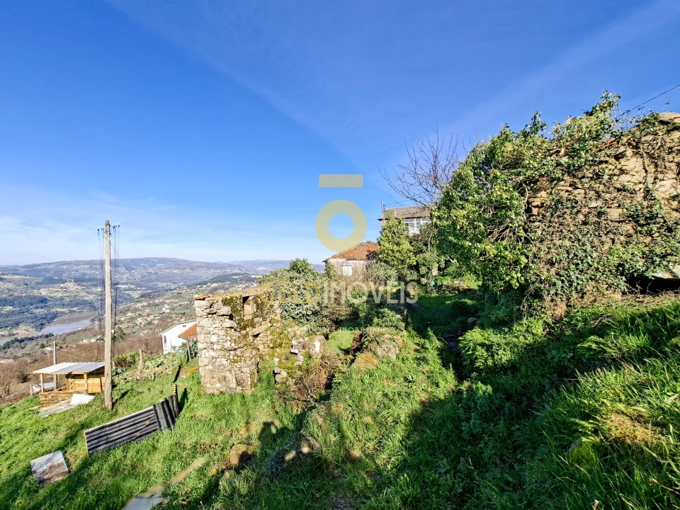 Moradia T0 para Venda em São Cristovão de Nogueira Foto 29