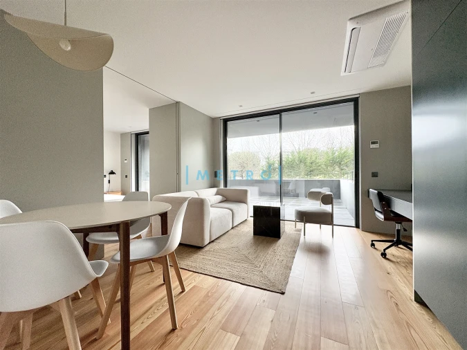 Apartamento T1 para Arrendamento em São Mamede de Infesta e Senhora da Hora Foto 2