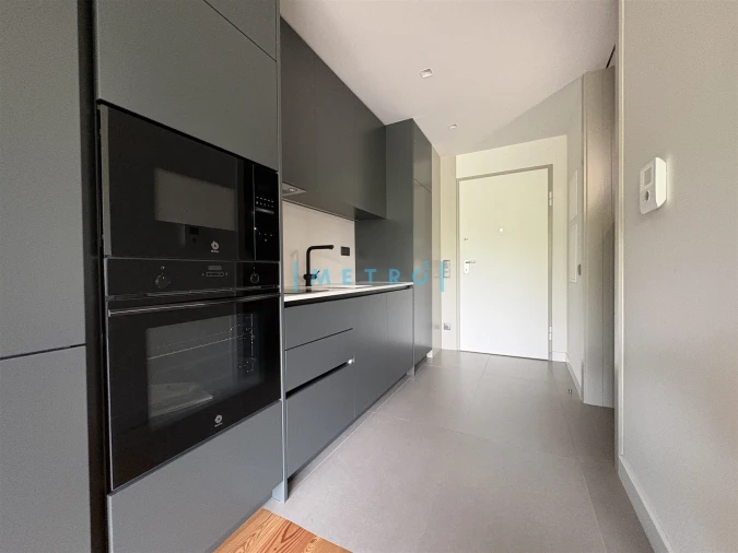 Apartamento T1 para Arrendamento em São Mamede de Infesta e Senhora da Hora Foto 11