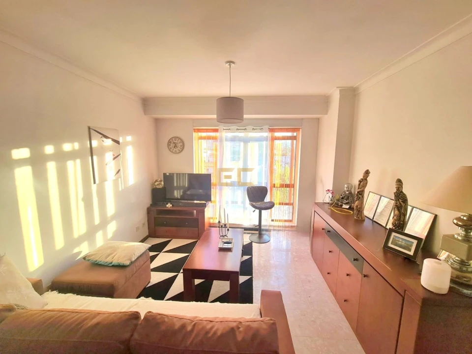 Apartamento T1 para Venda em Buarcos Foto 7