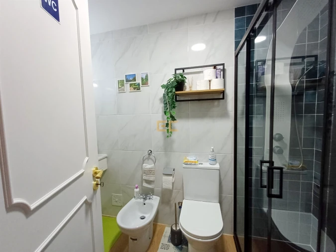 Apartamento T1 para Venda em Buarcos Foto 18