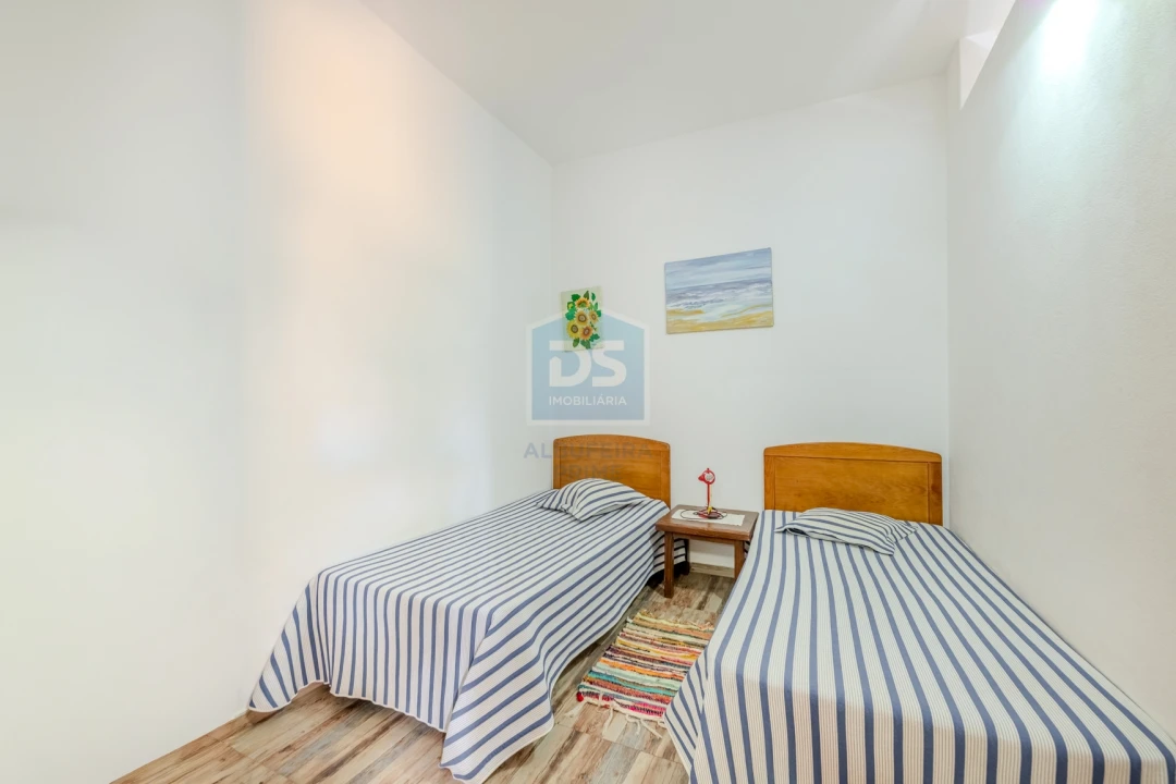 Moradia T3 para Venda em Altura Foto 46