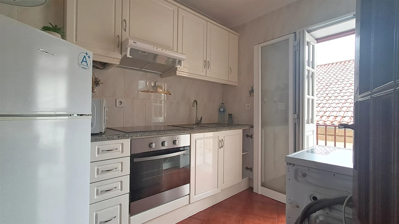 Apartamento T1 para Arrendamento em Viseu Foto 8