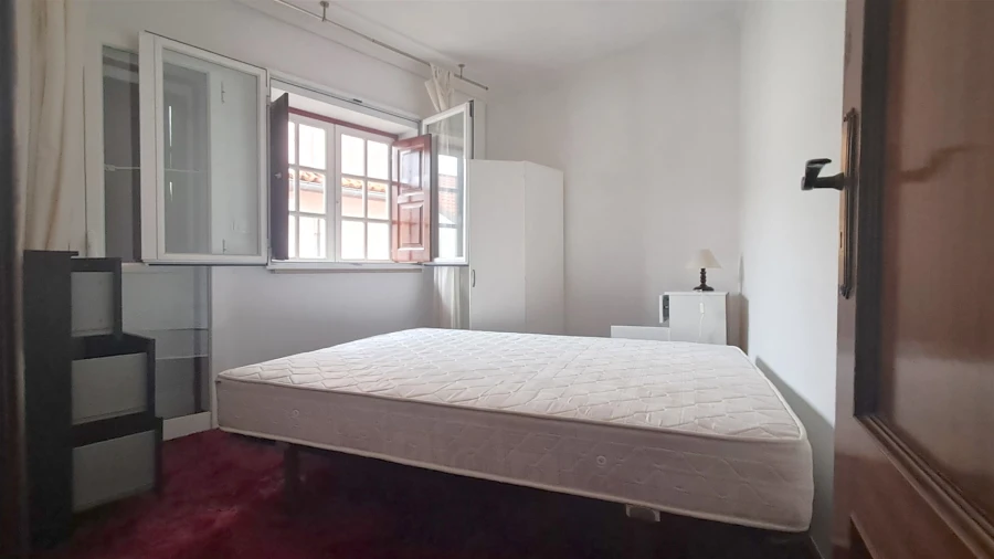 Apartamento T1 para Arrendamento em Viseu Foto 5
