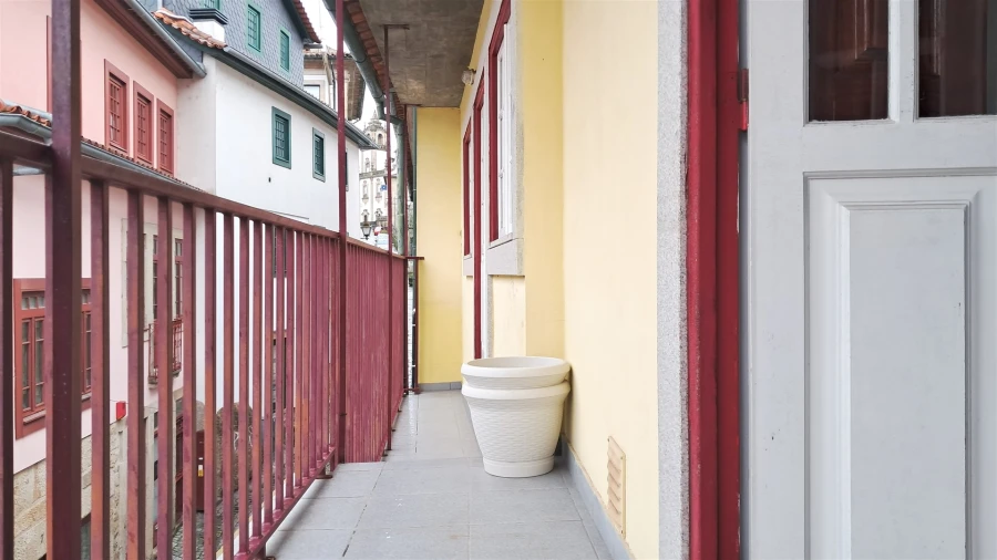Apartamento T1 para Arrendamento em Viseu Foto 9