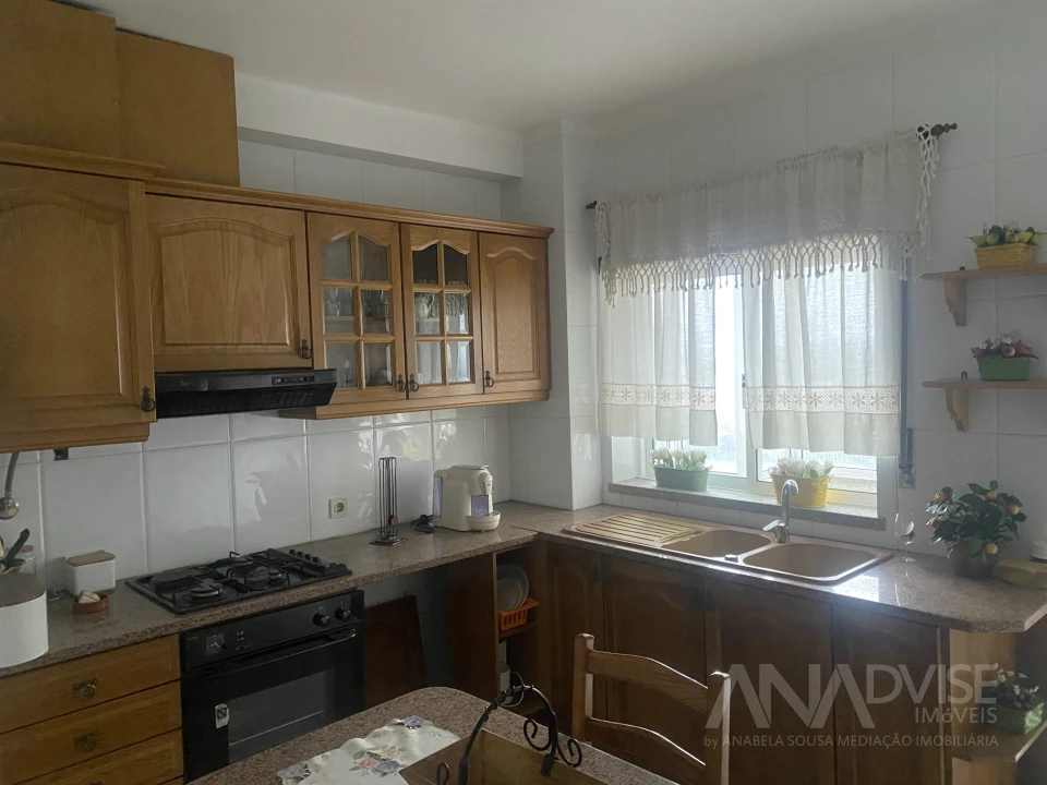 Apartamento T3 para Arrendamento em Viseu Foto 1