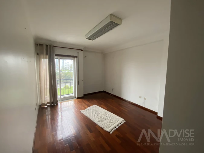 Apartamento T3 para Arrendamento em Viseu Foto 14