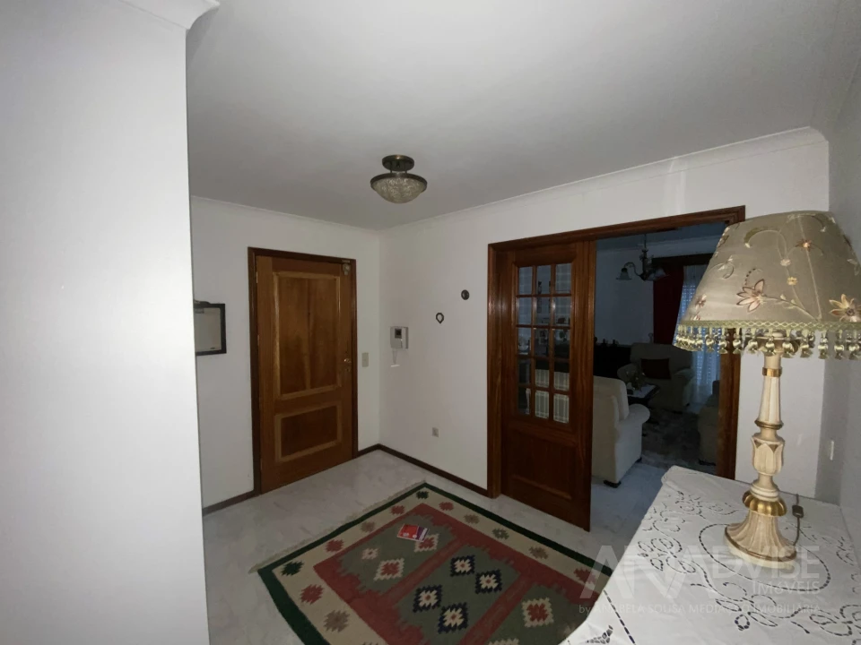 Apartamento T3 para Arrendamento em Viseu Foto 2