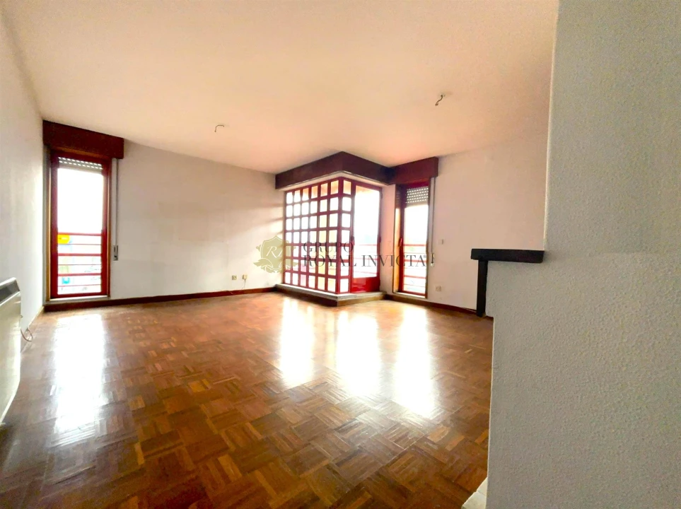 Apartamento T3 para Venda em São Mamede de Infesta e Senhora da Hora Foto 3