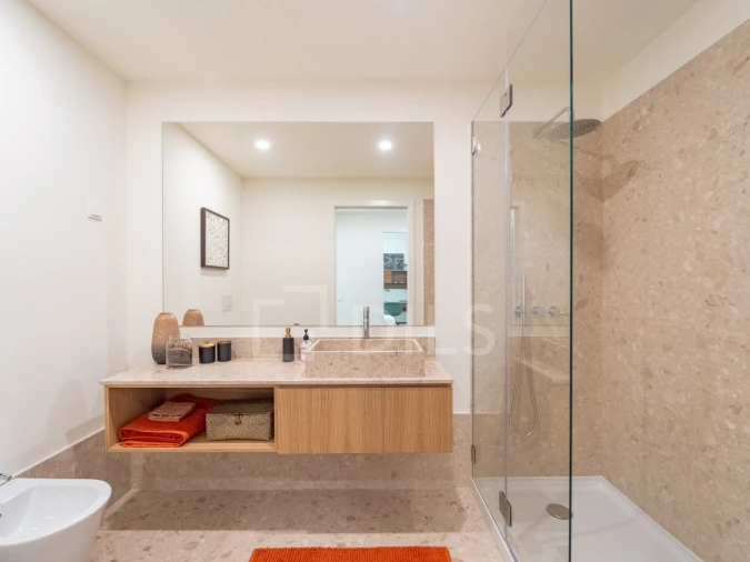 Apartamento T2 para Venda em Campanhã Foto 34