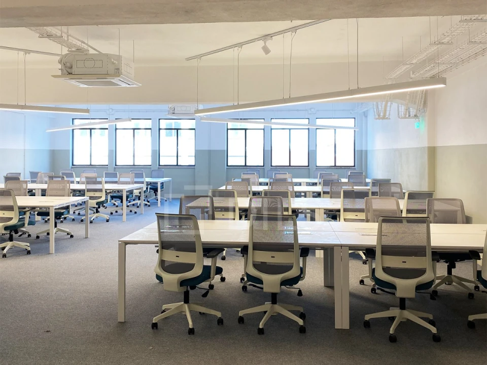 Escritório para Arrendamento em Penha de França Foto 2