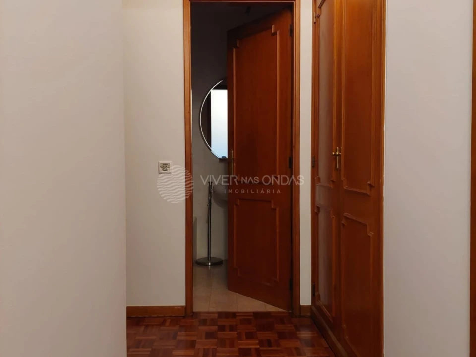 Apartamento T3 para Arrendamento em Braga (São José de São Lázaro e São João do Souto) Foto 9