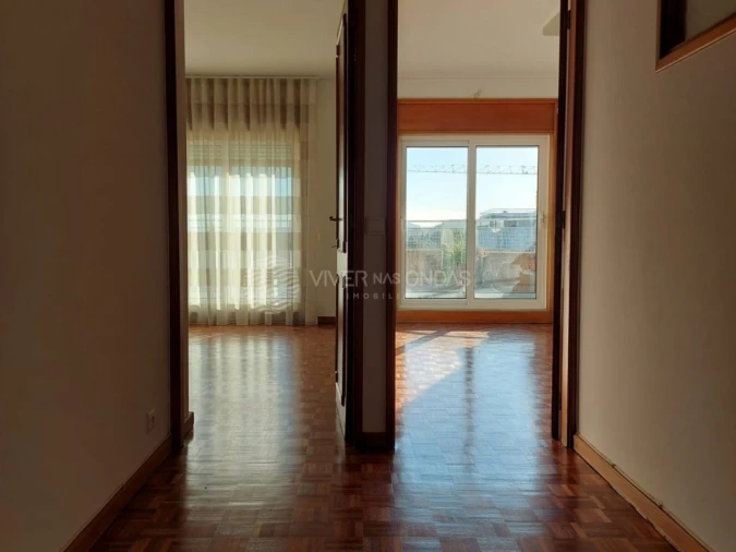 Apartamento T3 para Arrendamento em Braga (São José de São Lázaro e São João do Souto) Foto 6