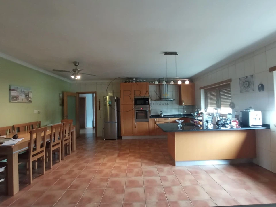 Moradia T7 para Venda em Lordosa Foto 8