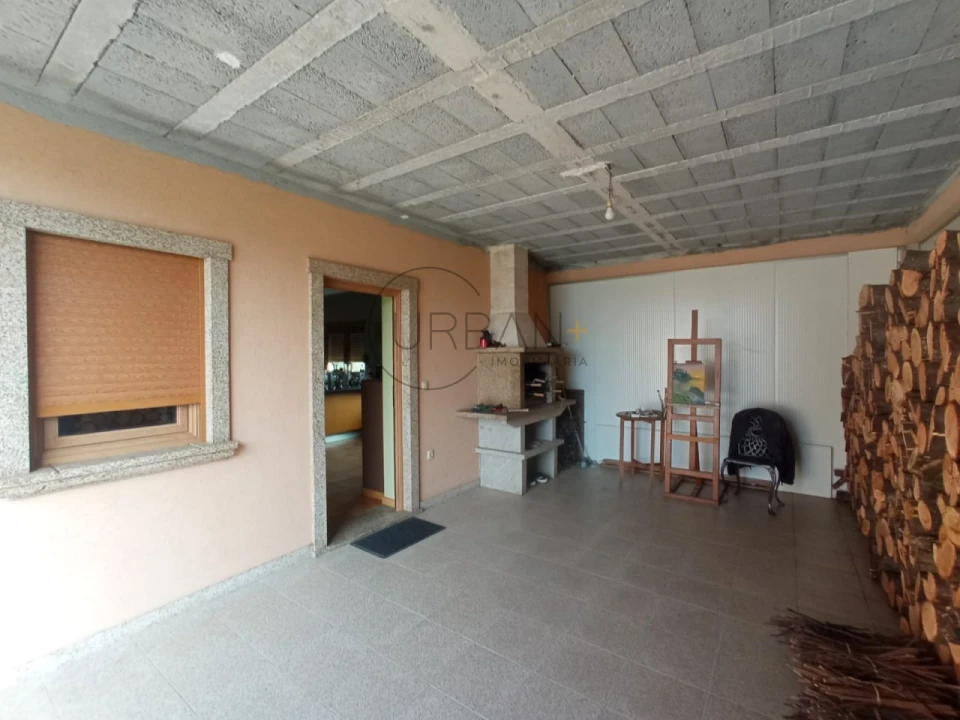 Moradia T7 para Venda em Lordosa Foto 10